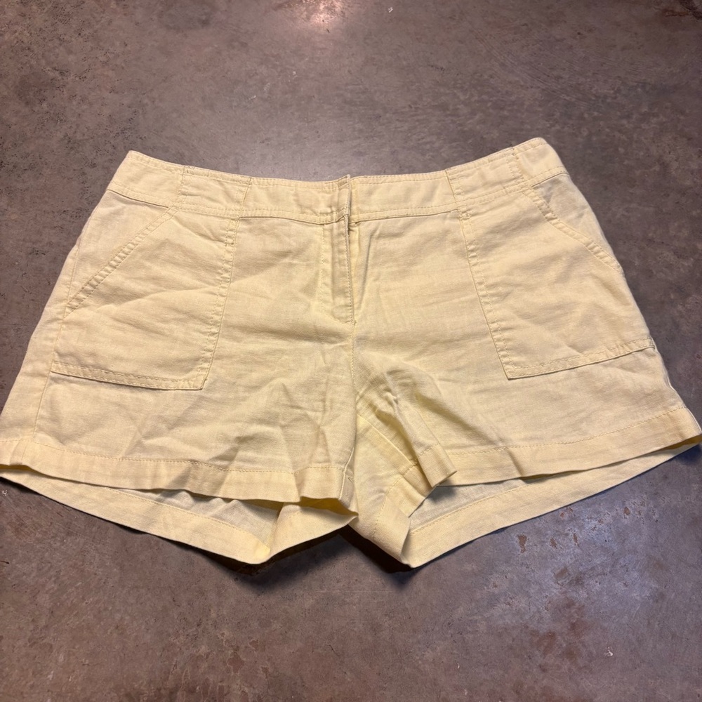 New York & Company Linen Blend Yellow Preppy Shorts Womens 4